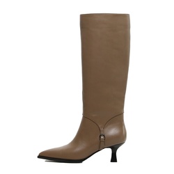 BASCONI KNEE HEELED BOOTS